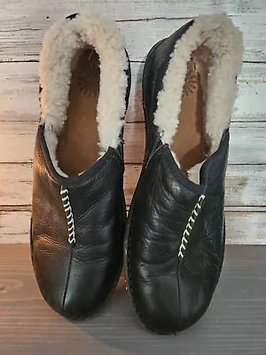 Ugg Shoes Women Size 11 • $20