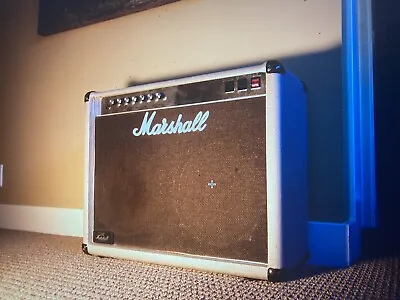 Marshall 2558 • $2200