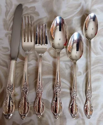 Wm Rogers & Son IS Silver Flatware Victorian Rose 30 Pc 4 Place Settings 6Srvng  • $42.75