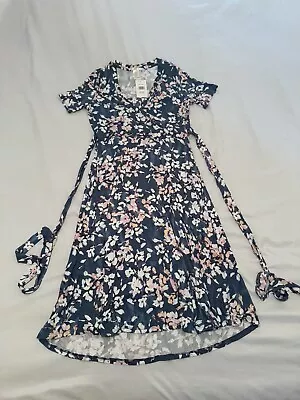 Women’s Matty M Faux Wrap Short Sleeve Floral Dress NWT Size S • $16