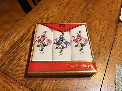 New Vintage Box Of 3 Embroidered Hankies Handkerchiefs Paris Floral Pink Purple • $12