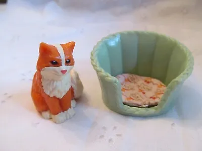 Fisher Price Loving Family Doll House 2004 Orange & White Cat W Bed And Cushion • $9.50