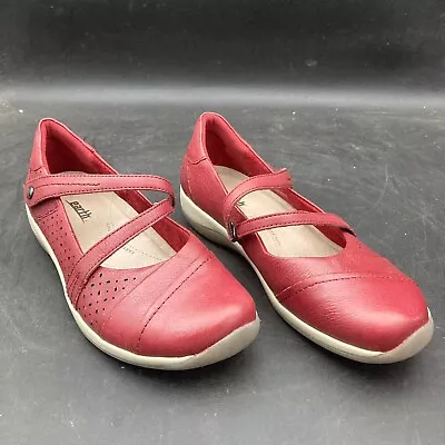 Women's Earth Newton Garnet Strappy Mary Janes Size 8.5 Wide NEW! • $24.99