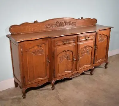 Large Vintage French Louis XV Sideboard/Buffet In Solid Oak With Carved Doors • $2295