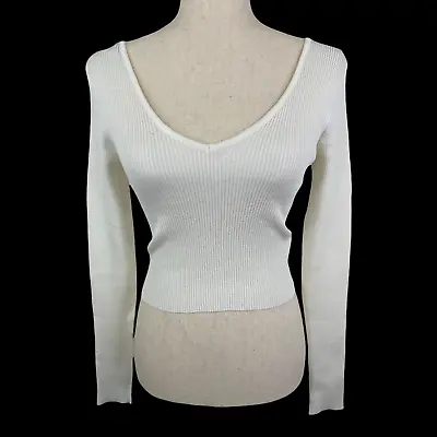 Forever 21 Women's White V-Neck Long Sleeve Sweater Size Medium  B18 • $9.99
