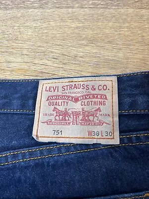 Levi's 751 Men Dark Blue Straight Regular Jeans W38 L30 • £27.99