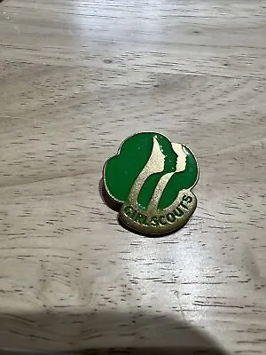 Vintage Girl Scouts Official Membership Pin (green 3 Faces) GSUSA 1980. Lot 408 • $9.50