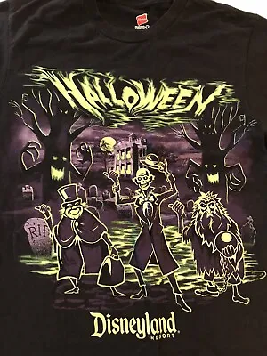 $26.25 • Buy Disneyland Halloween Haunted Mansion Small T-Shirt  Hitchhiking Ghosts Glow