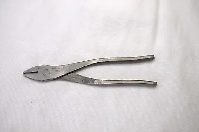 PROTO 281 P Small Size Pliers 4 1/2  Vintage Pliers Hand Tool • $15.90