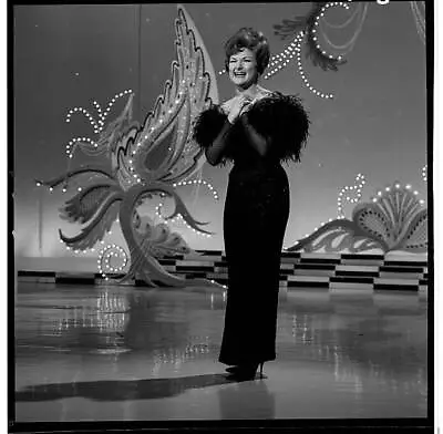 Marilyn Maye Singer The Hollywood Palace 1967 Old Tv Photo 1 • $5.84