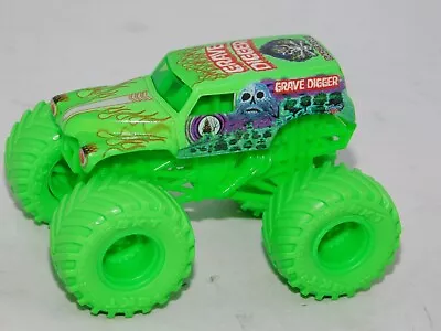 2022 SERIES 22 HYPER FUELED GRAVE DIGGER SPIN MASTER Monster Jam TRUCK • $7.99