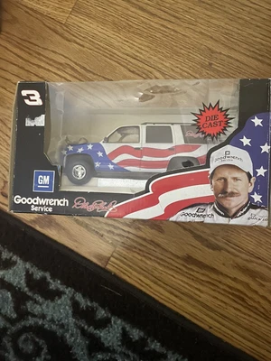 $5.99 • Buy 1995 Brookfield Collectors Guild Dale Earnhardt GM Goodwrench Diecast Tahoe New