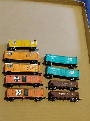 N Scale Lot Of 9 Freight Cars Road Names UP PC PRR SFRC SLSF Bachmann • $50