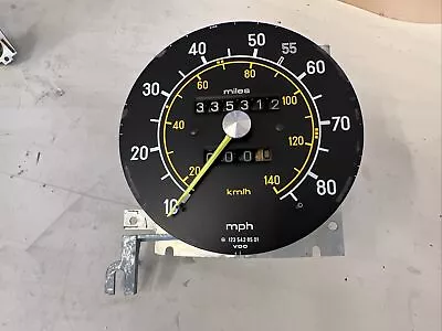 82-85 Mercedes W123 300D Instrument Cluster Speedometer 85mph 123 542 8501 • $119.99