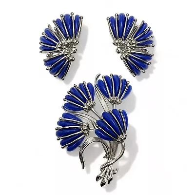 Vintage Retro STAR Signed Royal Blue Lucite Floral Brooch & Clip On Earrings Set • $44.99