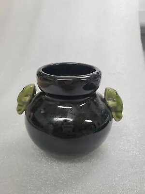Vintage Ceramic Small Vase With Frogs • $3.25