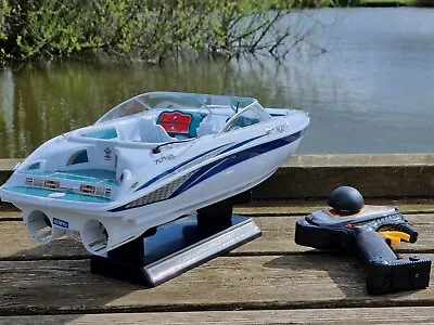 RC Jet Boat Atlantic Yacht Salina Twin Motor Cruise Ship Titanic Sailing Toy UK • $106.49