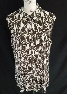 MKM Designs  Brown And White Sleeveless Pleated Blouse Size 2X Z23 • $13.99