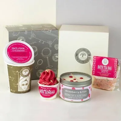 Wild Olive Strawberry Cream Relaxing Pamper Party Bath Set Collection • £9.95