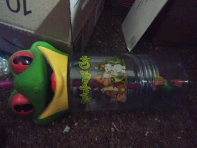 VINTAGE Rainforest Cafe Frog Cup And Snack Cup Holder With Straw And Toy. • $12