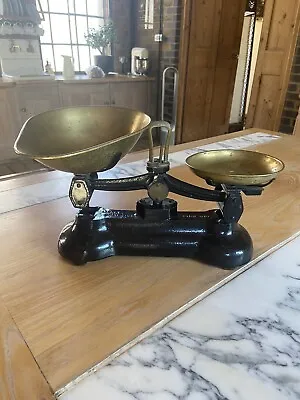 £25 • Buy Vintage Cast Iron Kitchen Weighing Scales With Brass Pans