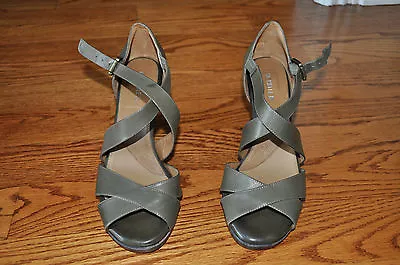 NWOB!!Womens MICHELLE D Army Green Leather Open Toe Heels Size 9.5 M  • $37.46