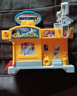 Matchbox Hero City Garage Service Station • $4.99