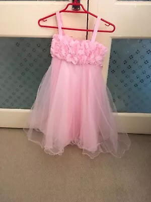 Girls Bridesmaid/party Dress Age 6/7 Yrs • £35