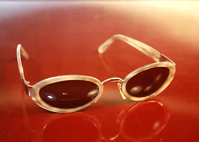 Vintage Fendi Eye/Sun-glasses FS 187 52-24 Satin Gold & Horn Frame Made In Italy • $68.50