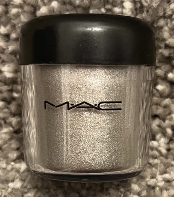 £25 • Buy M.A.C Cosmetics Platinum Pigment 7.5g