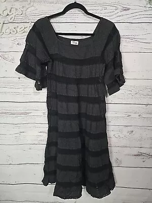 VTG Tachi Castillo Black Lace Crinkle Short Sleeve Gothic A-Line Dress Womens 12 • $62.26