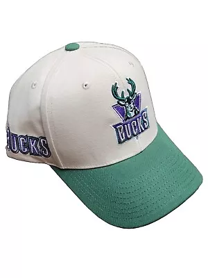 Mitchell & Ness Milwaukee Bucks NBA Game On Pro Precurved Snapback Hat Cap • $35