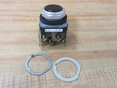 Allen Bradley 800T-A2A Push Button 800TA2A W/800T-XA • $30.77