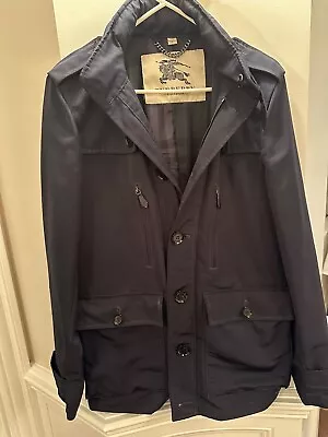 Burberry Raincoat Mens • $150