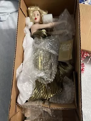 Marilyn Monroe Porcelain Doll Franklin Mint Gold Dress 18 Inches • $170.91