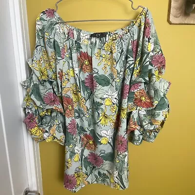 £8 • Buy Green Peach Floral Top / Blouse - Size M L - Wedding Party