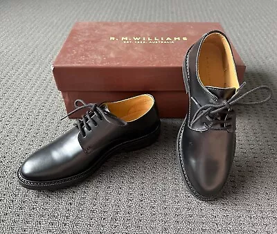 Brand New Ladies Rm Williams Black Leather Shoes Sz 7 - Eu  (more A Sz 5.5 - 6) • $100