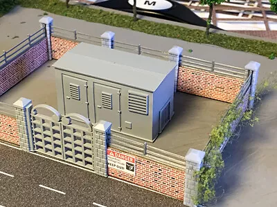 OO Scale 1/76 GAUGE ELECTRICITY SUB STATION   • £13.49