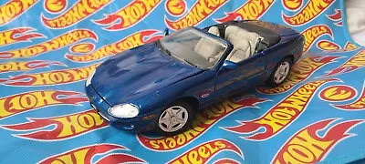 Maisto Jaguar XK8 Convertible Blue 1/18 • £7