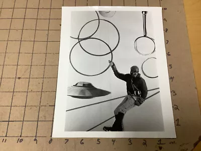 Vintage 8x10  B&w Photo: Abstract -- LOOPS RINGS FLYING SAUCER MAN • $26.87