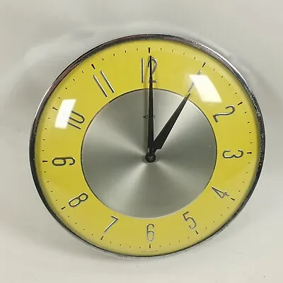 £49.99 • Buy Metamec Vintage Electric Wall Clock Yellow Face Made In England Silver Chrome