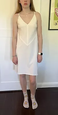 Viktoria And Woods White Dress | Size 1/AUS 8 • $30