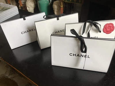 £15 • Buy 4 X Chanel Gift Bag White Card Triangular 22 X 14cm Gift Box Tie