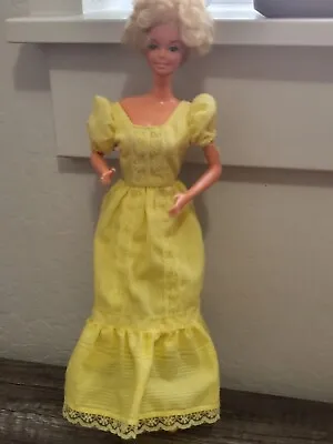1981 Vintage Magic Curl Barbie In Original Dress #3856 • $37.95