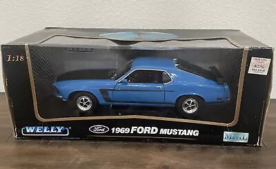 1969 Ford Mustang Boss 302 1:18 Scale Metal Diecast Model Car Blue 2516W Welly • $28