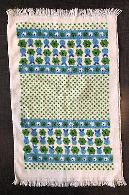 Vintage Cannon Green Blue Mod Flower Fruit Polka Dot Fringed Hand Towel • $12.95