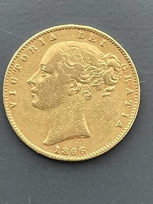 Great Britain 1866 - Queen Victoria 1st Portrait Full Sovereign 22ct Gold Coin • £549