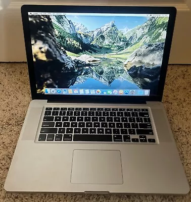 MacBook Pro 15” | Intel C2D 2.53 GHz | 240 GB SSD|  8 GB Ram | 12500 • $199.99