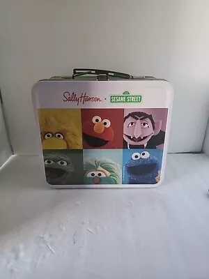 Sesame Street Lunch Box By Sally Hansen • $9.99