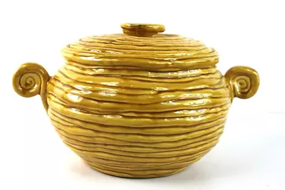 VINTAGE Beehive Honey Pot Basket Cookie Jar.  Made In USA • $35